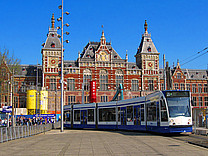 Tipps von A - Z Ansicht Sehenswürdigkeit  in Amsterdam Tram am Amsterdam Centraal