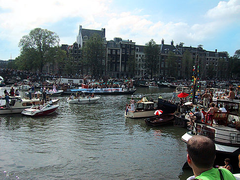 Boote im Kanal - Niederlande (Amsterdam)