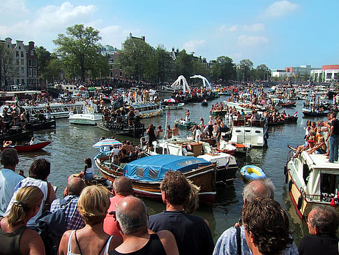 Boote im Kanal - Niederlande (Amsterdam)