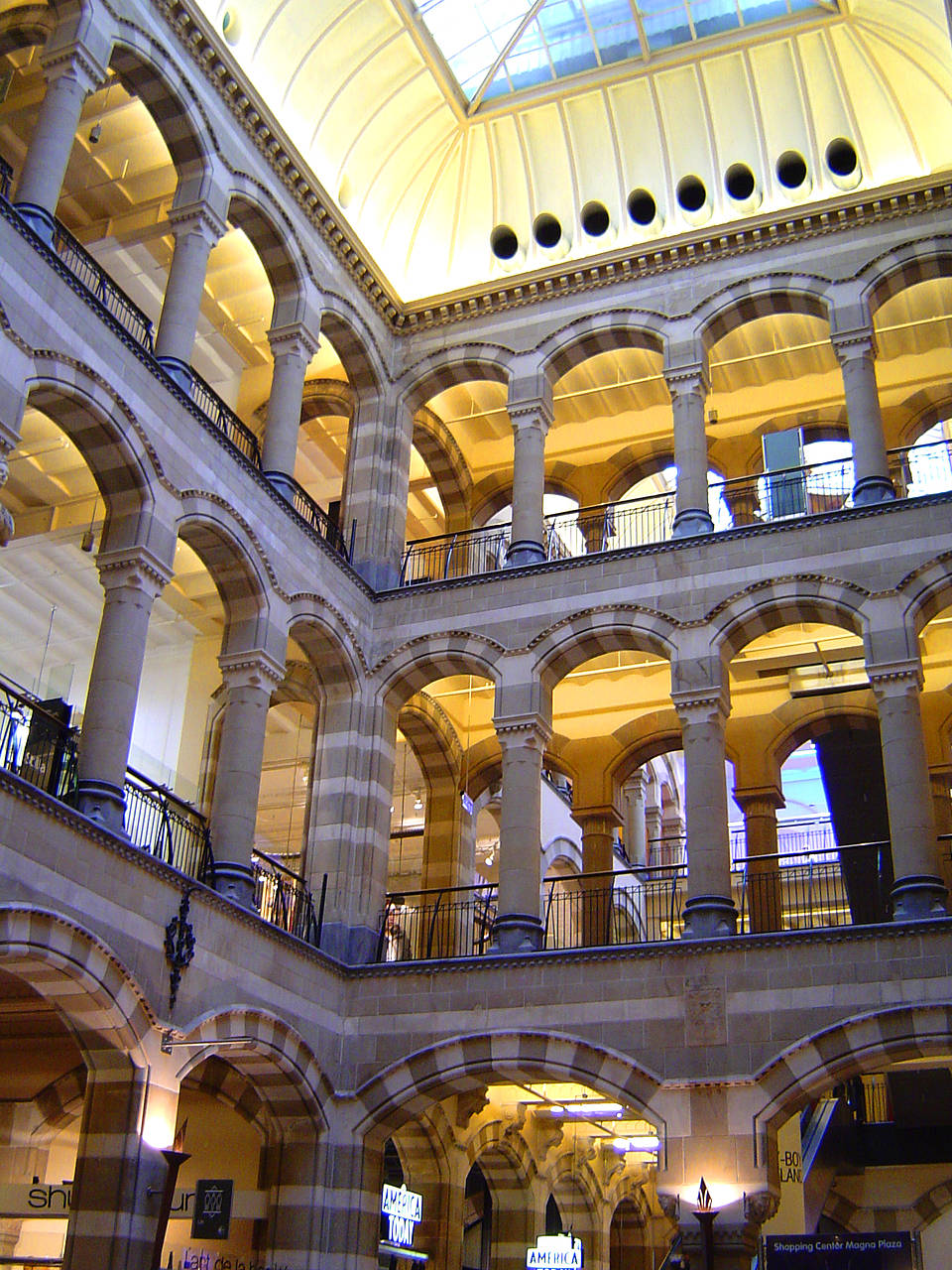 Fotos Magna Plaza